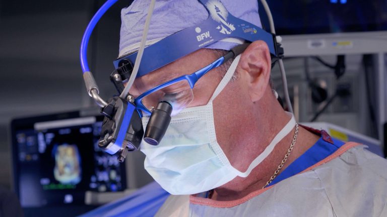 Minimally Invasive Heart Valve Surgery vs. Traditional Surgery